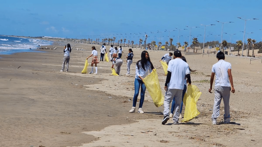 Gobierno de Sonora fomenta la conciencia ecológica entre estudiantes de Cecyte 2 image