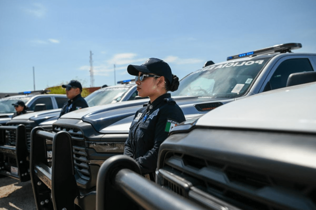 Gobernador Durazo fortalece instituciones de seguridad con entrega de 73 nuevas unidades 2 image