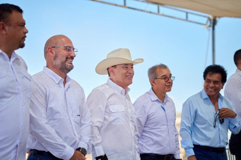 Gobernador Durazo y Presidenta Sheinbaum arrancan modernización de carretera Sonoyta-Peñasco con inversión de mil 800 millones 1 unnamed (1)