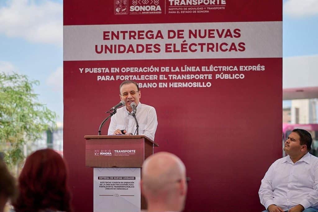 Gobernador Durazo moderniza transporte público de Hermosillo con nuevas unidades eléctricas 4 unnamed (15)