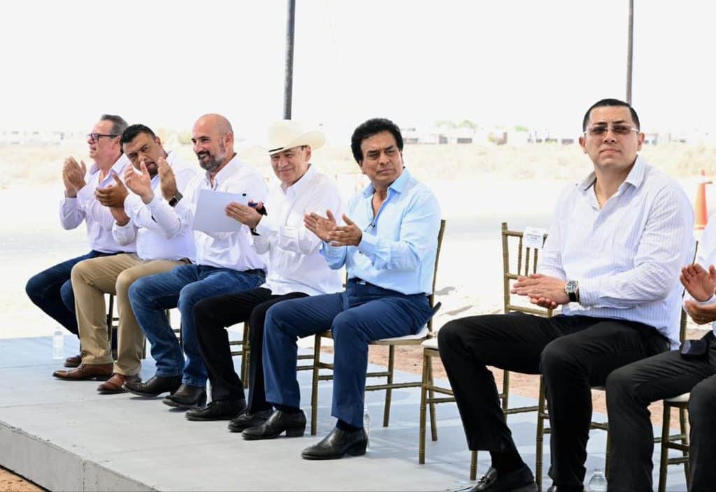 Gobernador Durazo y Presidenta Sheinbaum arrancan modernización de carretera Sonoyta-Peñasco con inversión de mil 800 millones 3 unnamed (3)