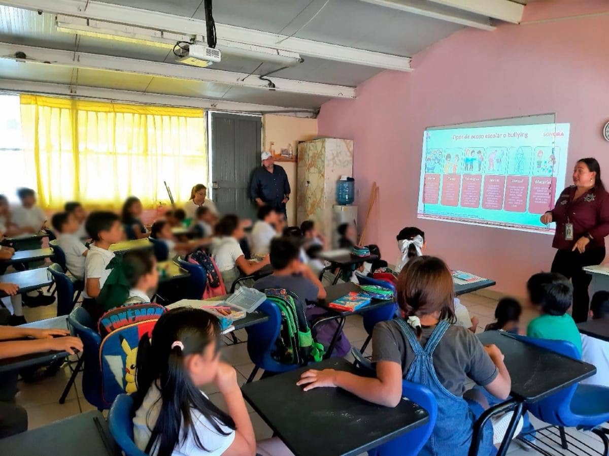 Niñas y niños de Puerto Peñasco se comprometen a ser Promotores por La Paz