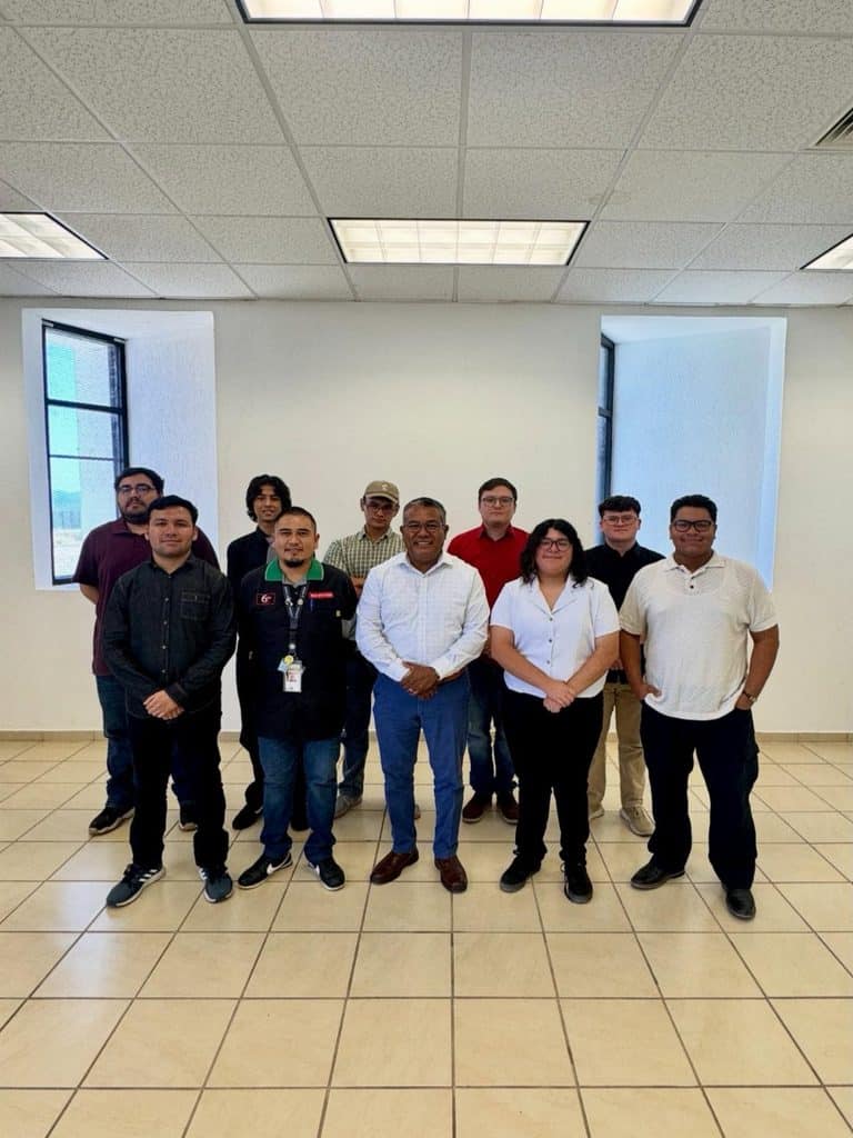 Gobierno de Sonora colabora con empresa internacional especializada en aeronáutica: UTGuaymas 3 unnamed (6)