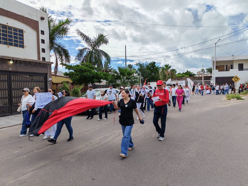 Realizan trabajadores del IMSS protesta en Empalme 2 238