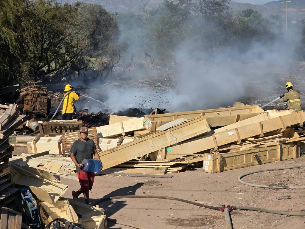 Se incendia tarimera en Santa Clara 1 367