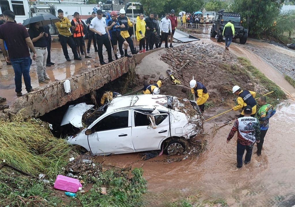 Deja lluvia dos víctimas al sur de Guaymas 10 586
