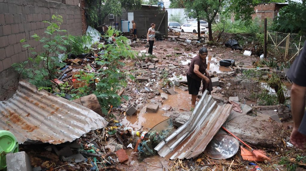 Caen 120 milímetros de lluvia en tan solo 45 minutos en Guaymas 1 611