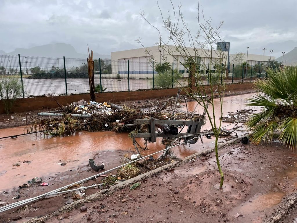 Caen 120 milímetros de lluvia en tan solo 45 minutos en Guaymas 4 616
