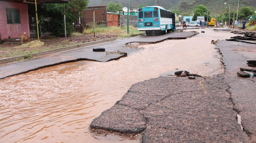 Caen 120 milímetros de lluvia en tan solo 45 minutos en Guaymas 7 620