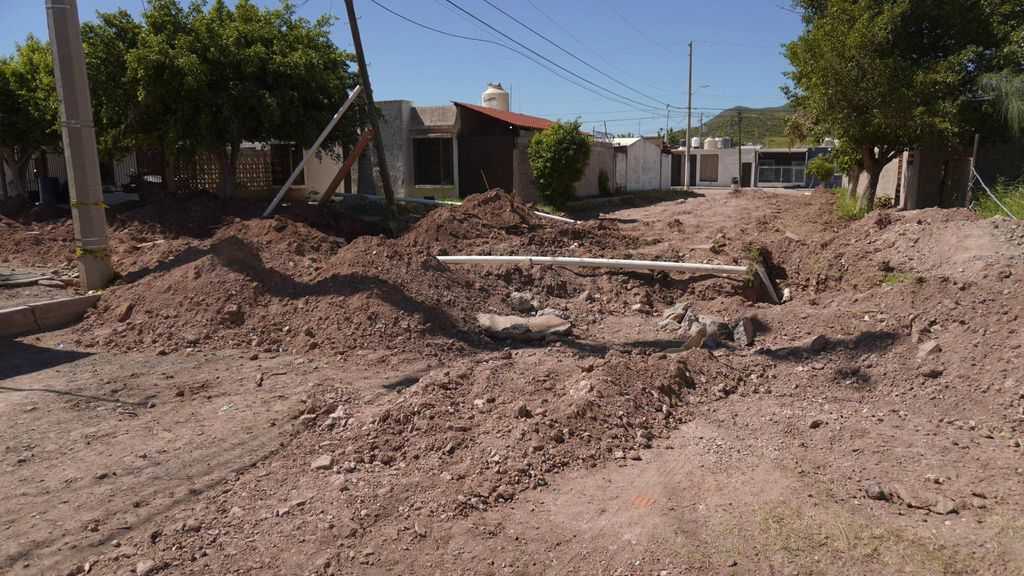 Gobierno de Guaymas impulsa obra de pavimentación e infraestructura hidráulica y sanitaria en la colonia Las Quintas 3 868714187_1860474281793731_2963209006095140985_n (1)