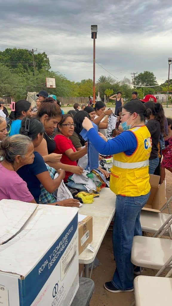 Respaldan paramédicos de CNE a damnificados en el ejido Juan Rodríguez 5 94