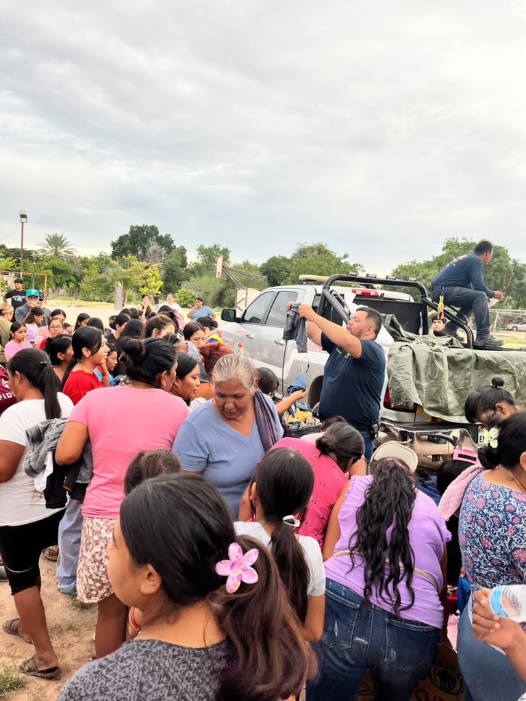 Respaldan paramédicos de CNE a damnificados en el ejido Juan Rodríguez 7 97