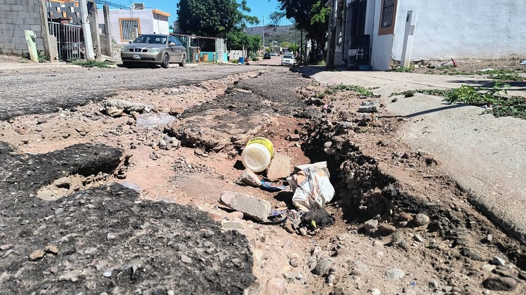 Marina limpia el bulevar Tetabiate 2 WhatsApp Image 2026-10-02 at 2.12.37 PM