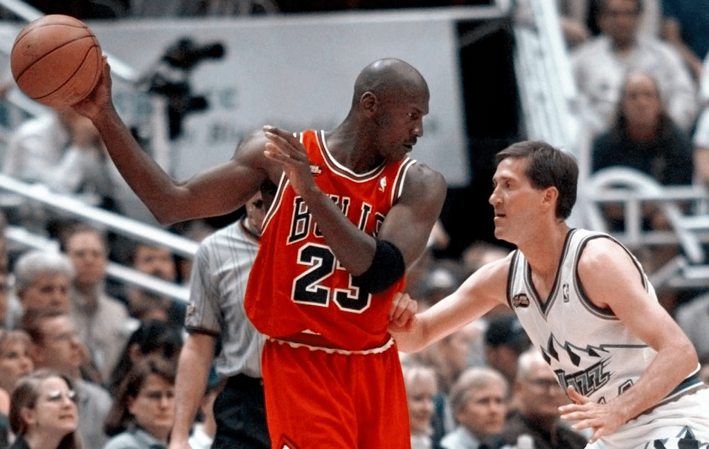 Récord en subasta por camiseta de Michael Jordan 1 image