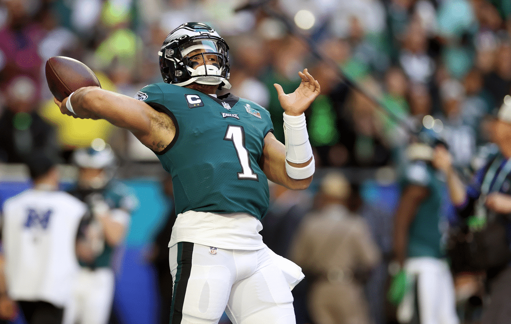 Jalen Hurts podría perderse la temporada de la NFL 1 image