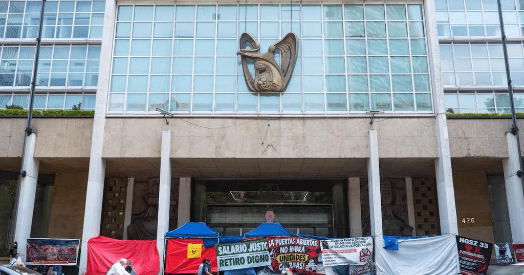 Analistas de Banamex advierten que cambios a la Modalidad 40 del IMSS podrían terminar en tribunales 1 image