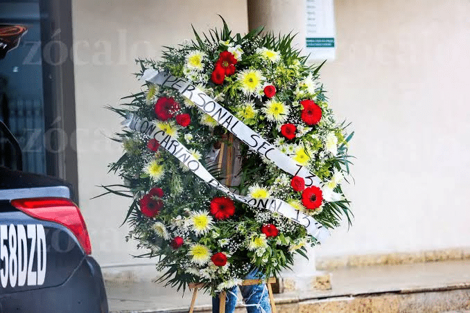 Familiares y estudiantes despiden a subdirectora asesinada en Coahuila 1 image
