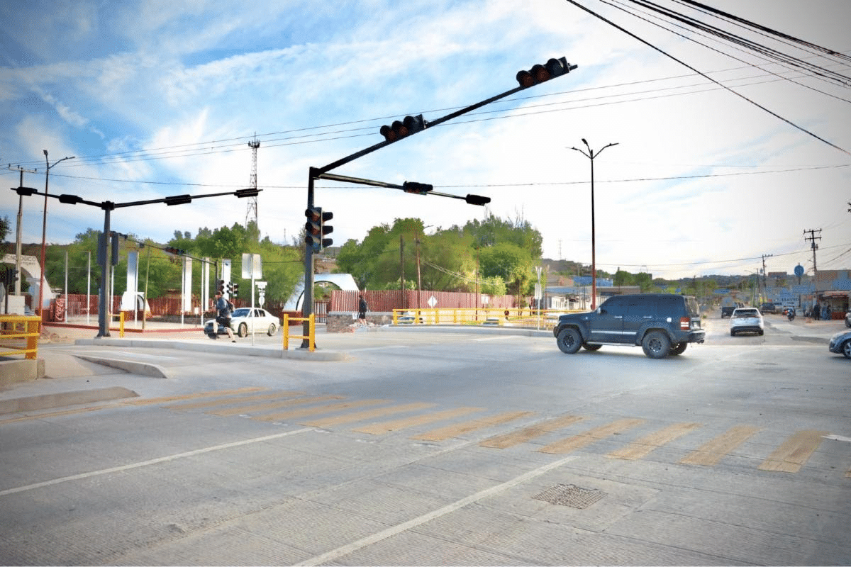 Resuelve Gobernador Durazo demanda histórica de estudiantes de Nogales con nuevo puente