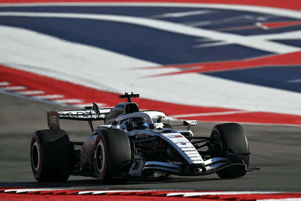 Checo Pérez regresa a México con Cadillac para el Gran Premio 1 image