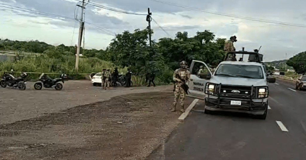 Reportan agresión contra policías cerca del aeropuerto de Mazatlán 1 image