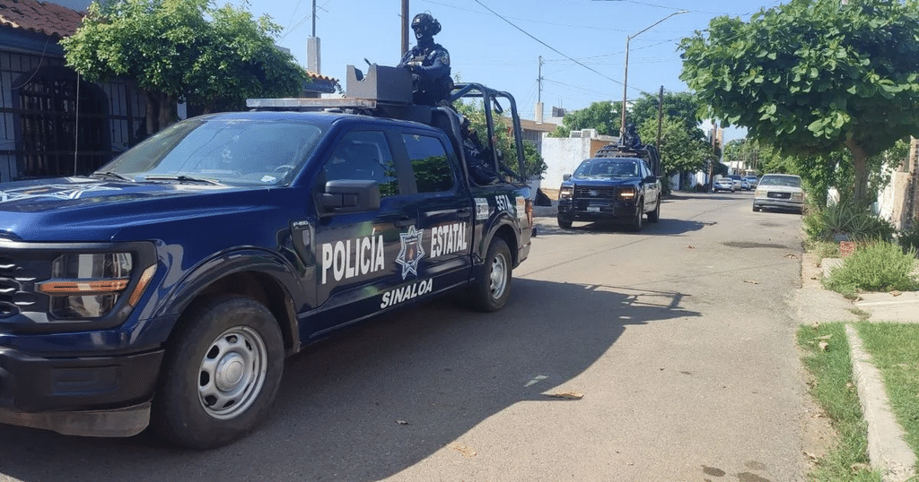 Comando armado priva de la libertad a seis personas en Culiacán 1 image