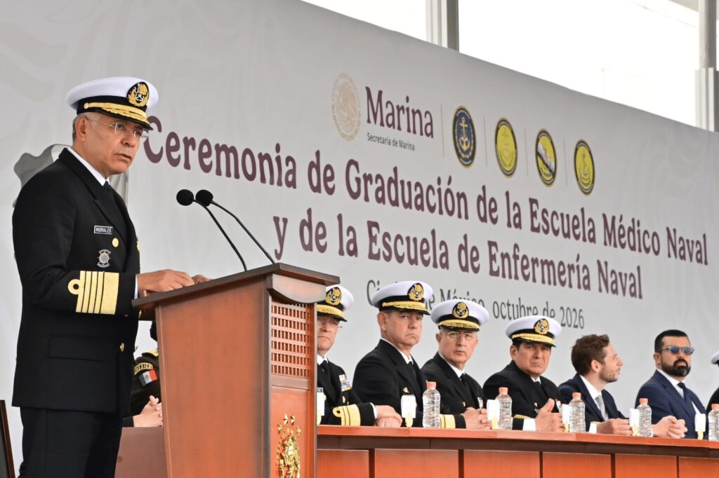 Se gradúan 196 oficiales de Medicina y Enfermería Naval 1 image