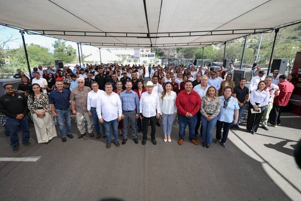 Con la incorporación de 175 unidades nuevas, Gobernador Durazo moderniza transporte público de Hermosillo 1 unnamed (7)